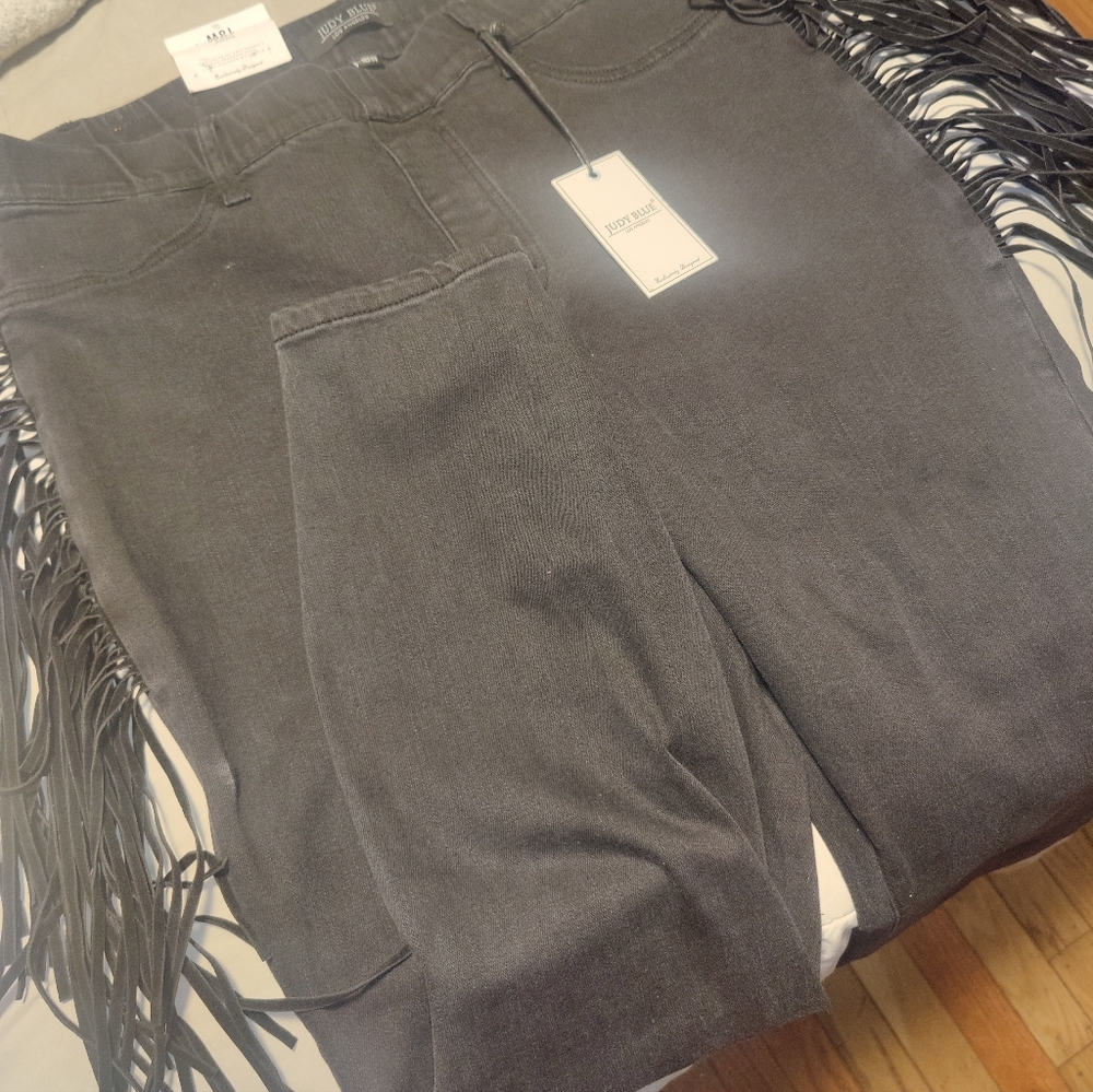 Judy Blue Black High Rise Fringe Jeans